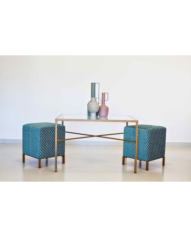 Mesa Modelo MONACO + 2 Puff